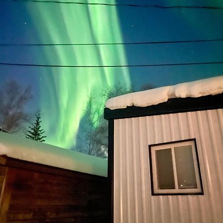 Our Cabin Bed & Breakfast Yellowknife Bagian luar foto